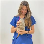 Profesora de Biología apta para todos niveles y edades, graduada en veterinaria por lo que también puedo dar clases en distintas materias científicas.